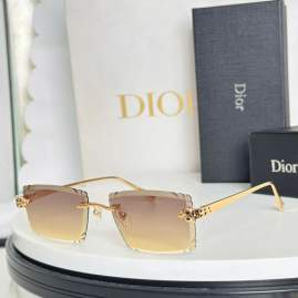 Picture of Dior Sunglasses _SKUfw76015115fw